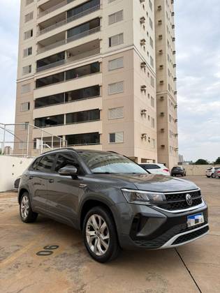 VOLKSWAGEN TAOS 1.4 250 TSI TOTAL FLEX COMFORTLINE AUTOMÁTICO